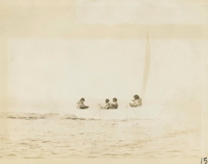 Image of Dory with girl crew - walrus hunting